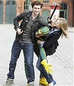 chloemoretzfancom075.jpg