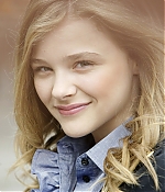 chloemoretzfancom093.jpg