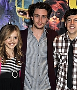 chloemoretzfancom028.jpg