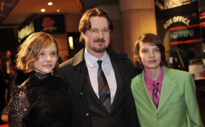 Click to view full size image
==============
chloemoretzfancom002.jpg chloemoretzfancom002.jpg
