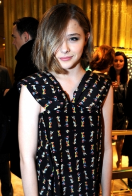 Click to view full size image
==============
chloemoretzfancom001.jpg chloemoretzfancom001.jpg