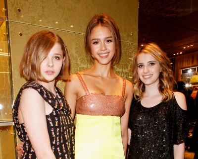 Click to view full size image
==============
chloemoretzfancom020.jpg chloemoretzfancom020.jpg