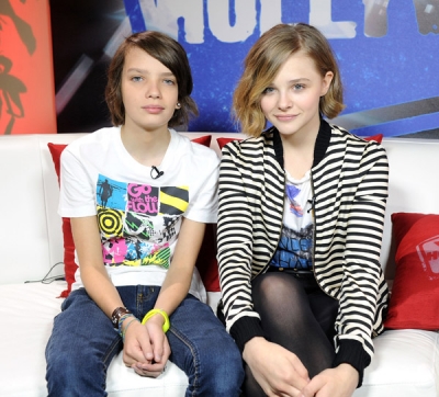 Click to view full size image
==============
chloemoretzfancom002.jpg chloemoretzfancom002.jpg