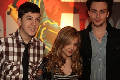 Click to view full size image
==============
chloemoretzfancom003.jpg chloemoretzfancom003.jpg