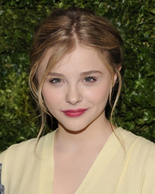 Click to view full size image
==============
chloemoretzfancom010.jpg chloemoretzfancom010.jpg