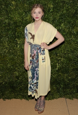 Click to view full size image
==============
chloemoretzfancom014.jpg chloemoretzfancom014.jpg