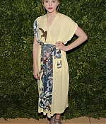 chloemoretzfancom014.jpg