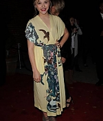 chloemoretzfancom026.JPG