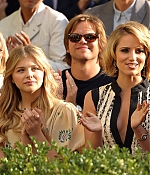 chloemoretzfancom005.jpg
