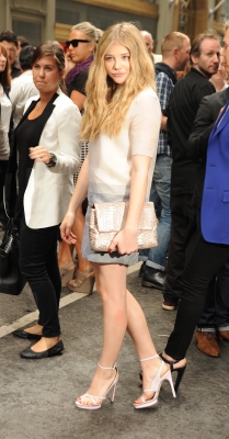 Click to view full size image
==============
chloemoretzfancom095.jpg chloemoretzfancom095.jpg