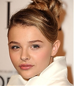 chloemoretzfancom049.jpg