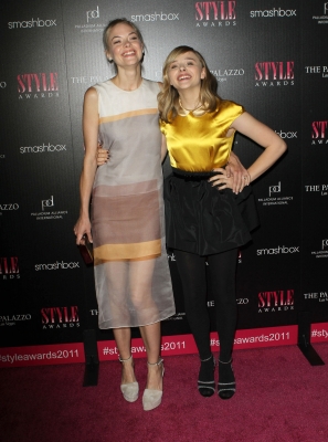 chloemoretzfancom056.jpg