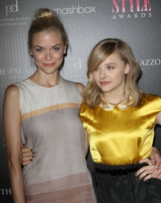 Click to view full size image
==============
chloemoretzfancom078.jpg chloemoretzfancom078.jpg