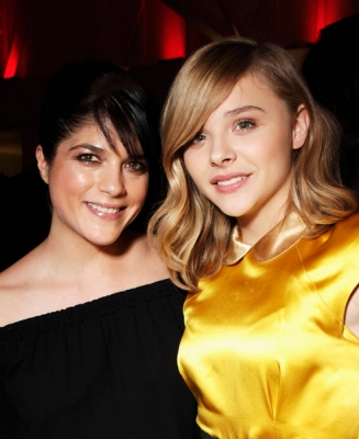 Click to view full size image
==============
chloemoretzfancom100.jpg chloemoretzfancom100.jpg