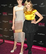 chloemoretzfancom053.jpg