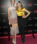 chloemoretzfancom055.jpg