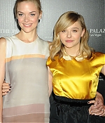 chloemoretzfancom073.JPG