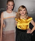 chloemoretzfancom084.jpg