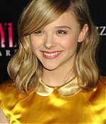 chloemoretzfancom138.jpg