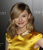 chloemoretzfancom139.jpg