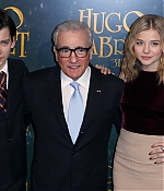 chloemoretzfancom10.jpg