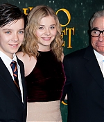 chloemoretzfancom46.jpg