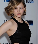 chloemoretzfancom048.jpg