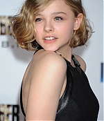 chloemoretzfancom049.jpg