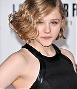 chloemoretzfancom089.jpg