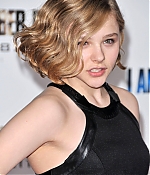 chloemoretzfancom092.jpg
