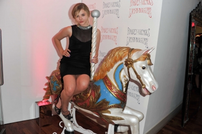 Click to view full size image
==============
chloemoretzfancom018.jpg chloemoretzfancom018.jpg