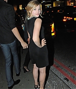 chloemoretzfancom014.JPG