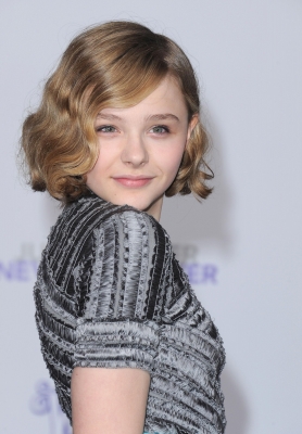 Click to view full size image
==============
chloemoretzfancom050.jpg chloemoretzfancom050.jpg