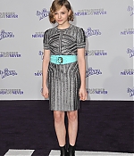 chloemoretzfancom003.jpg