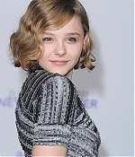 chloemoretzfancom028.jpg