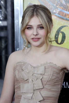 Click to view full size image
==============
chloemoretzfancom007.jpg chloemoretzfancom007.jpg