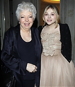 chloemoretzfancom003.jpg