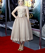 chloemoretzfancom014.jpg
