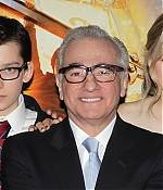 chloemoretzfancom049.jpg