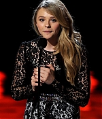 chloemoretzfancom044.jpg