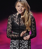 chloemoretzfancom054.jpg