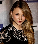 chloemoretzfancom076.jpg