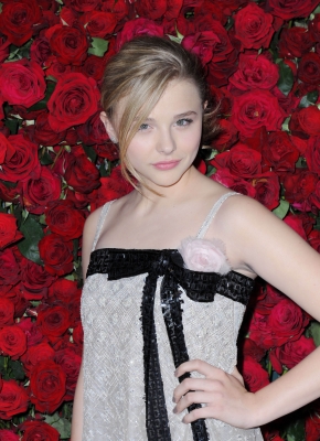 Click to view full size image
==============
chloemoretzfancom018.jpg chloemoretzfancom018.jpg
