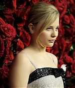 chloemoretzfancom059.jpg