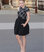 chloemoretzfancom058.jpg