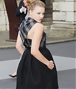 chloemoretzfancom095.jpg