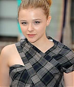 Filename=chloemoretzfancom115.jpg
Filesize=551KiB
Dimensions=1920x3088
Date added=Nov 02, 2011 chloemoretzfancom115.jpg