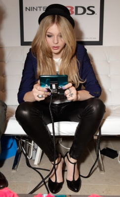 Click to view full size image
==============
chloemoretzfancom010.jpg chloemoretzfancom010.jpg