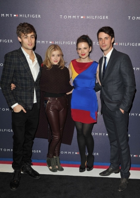 Click to view full size image
==============
chloemoretzfancom025.jpg chloemoretzfancom025.jpg