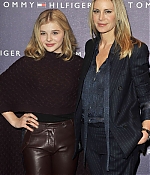 Filename=chloemoretzfancom028.jpg
Filesize=88KiB
Dimensions=400x600
Date added=Dec 09, 2011 chloemoretzfancom028.jpg